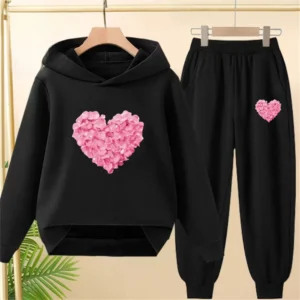 Petals heart-shaped Children's Tops and bottom .